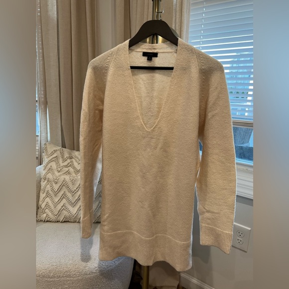 J. Crew Oversized Stretch Wool V-neck Tunic Sweater L - Picture 2 of 6